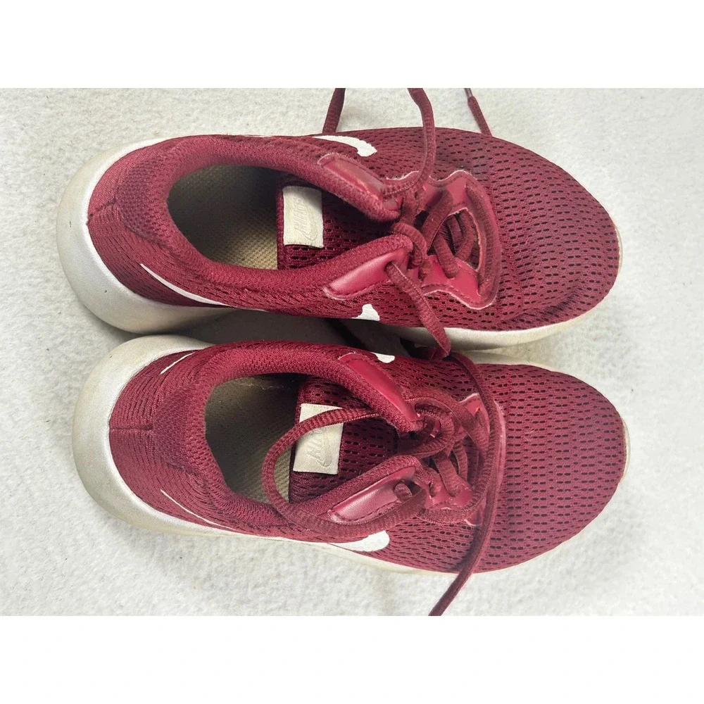 Nike Tanjun Sneakers Kids Size 1Y Burgundy Maroon 818382-601 Athleisure